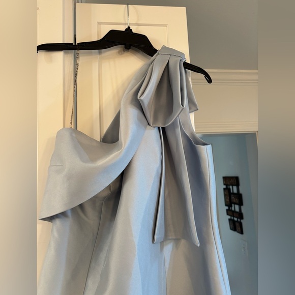 Sachin and Babi Bonnie gown Ash Blue - Picture 4 of 8